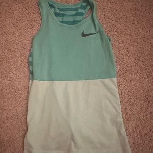 Girls/boys nike tank top